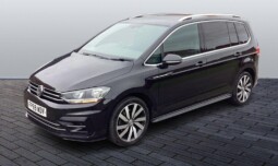 
										Volkswagen Touran 2020 (150 271km) full									