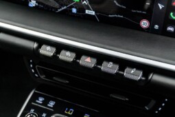 
										Porsche 911 2024 (9560km) full									