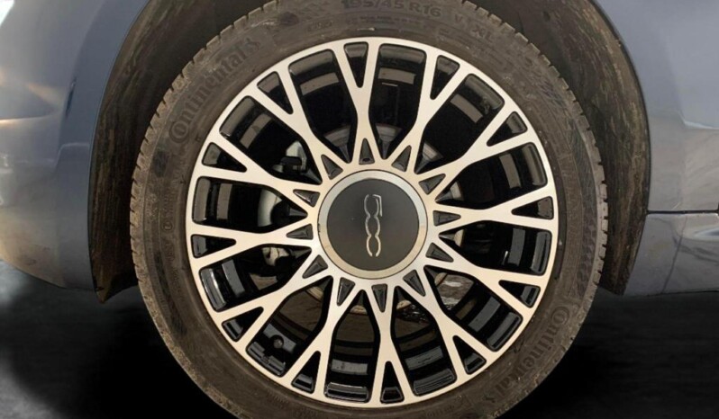 
								Fiat 500 2024 (18609km) full									