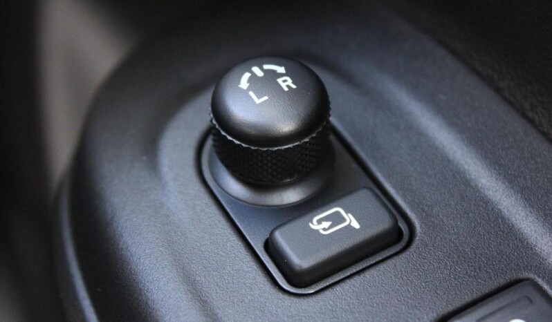 
								Suzuki Swift full									