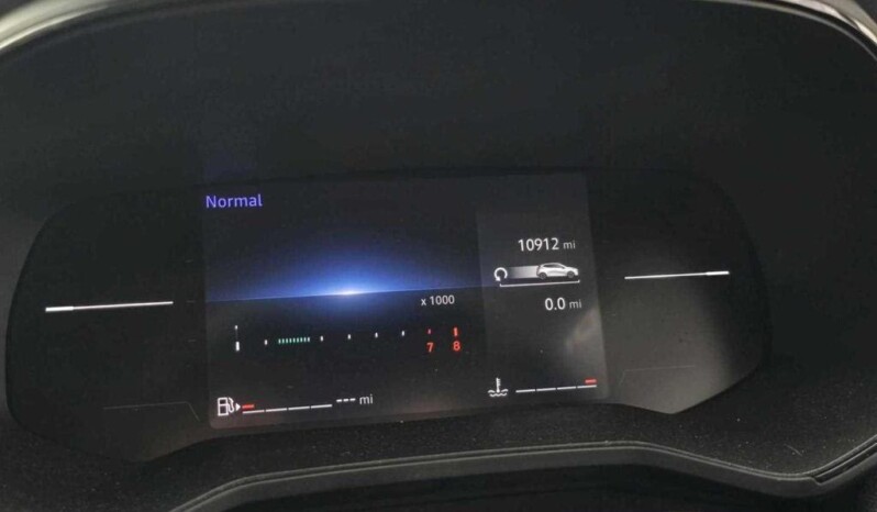 
								Renault Clio 2024 (17565km) full									