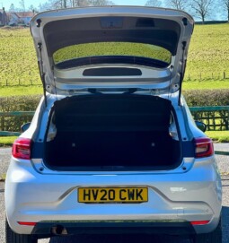 
										 Renault Clio  2020 (44256km) full									