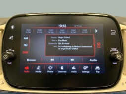 
										Fiat 500 2024 (18609km) full									