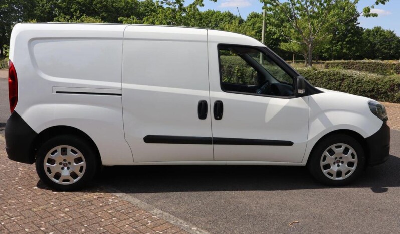 
								Fiat Doblo 2020 ( 8986KM) full									