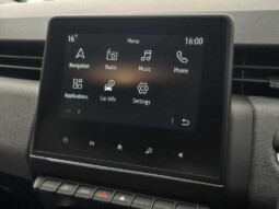 
										Renault Clio 2024 (17565km) full									