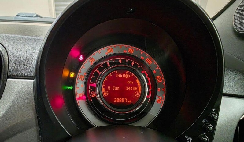 
								Fiat 500 2018 (64374km) full									