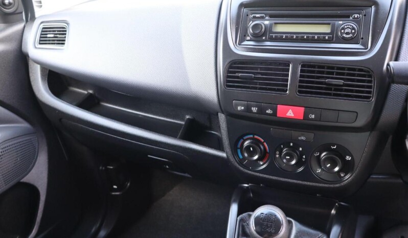 
								Fiat Doblo 2020 ( 8986KM) full									