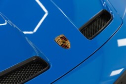 
										Porsche 911 2021(18731km) full									