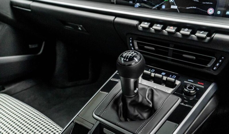 
								Porsche 911 2024 (9560km) full									