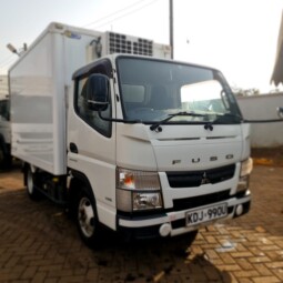 
										Mitsubishi Fuso Canter 2015 full									