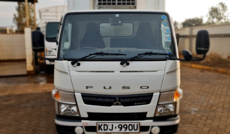 
								Mitsubishi Fuso Canter 2015 full									
