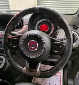 
										Fiat 500 2018 (64374km) full									