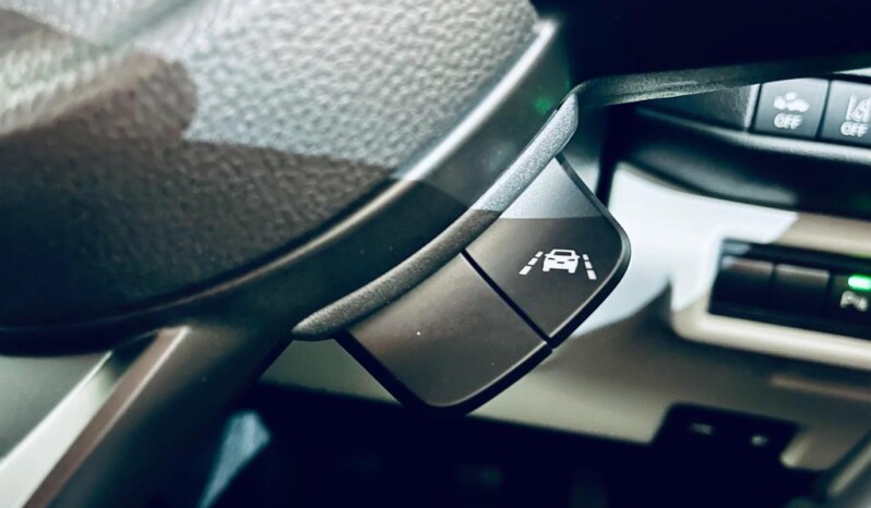 
								Suzuki Swift full									