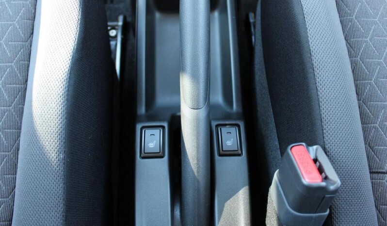 
								Suzuki Swift full									