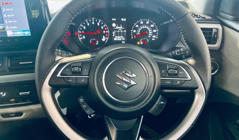 
								Suzuki Swift full									
