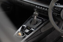 
										Porsche 911 2021(18731km) full									