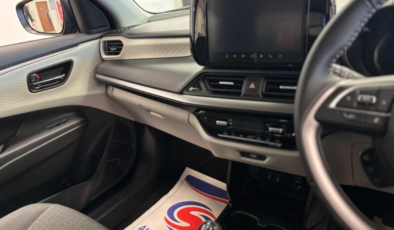 
								Suzuki Swift full									