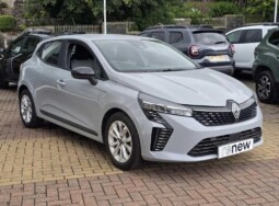
										Renault Clio 2024 (17565km) full									