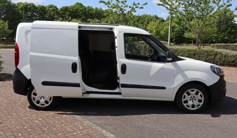 
								Fiat Doblo 2020 ( 8986KM) full									