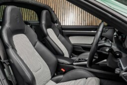 
										Porsche 911 2024 (9560km) full									