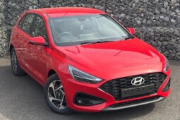 
										Hyundai i30 full									