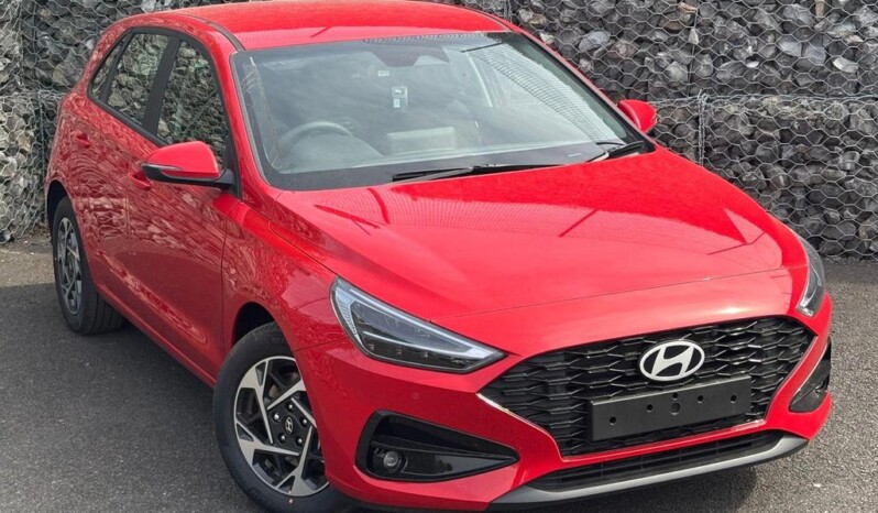 
								Hyundai i30 full									