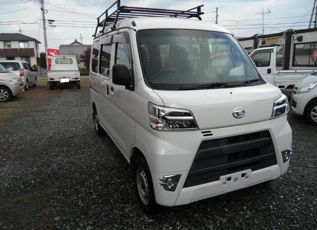 
								DAIHATSU HIJET CARGO 2021 (121,391km) full									