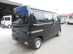 
										DAIHATSU HIJET CARGO 2022 7,760km full									