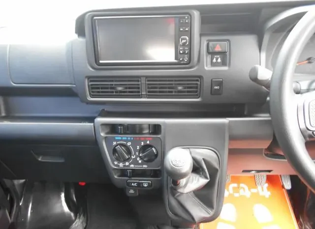 
								DAIHATSU HIJET CARGO 2022 7,760km full									