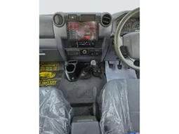 
										TOYOTA LAND CRUISER 2020 40,120km full									