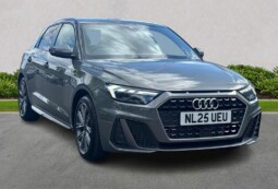 
										Audi A1 2025 (160 km) full									