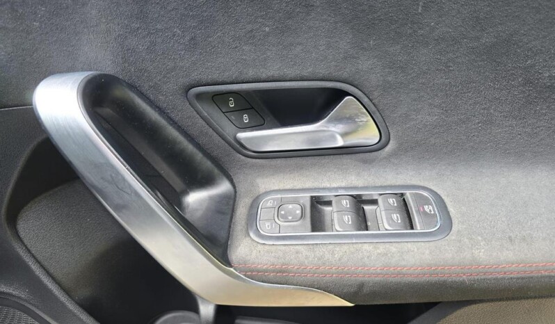 
								Mercedes-Benz A Class 93 297km full									