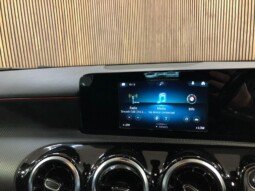 
										Mercedes-Benz A Class (94 180km) full									