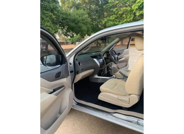 
								NISSAN NAVARA 2019 (6,587km) full									