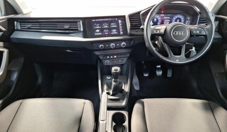 
								Audi A1 2021 (27617km) full									
