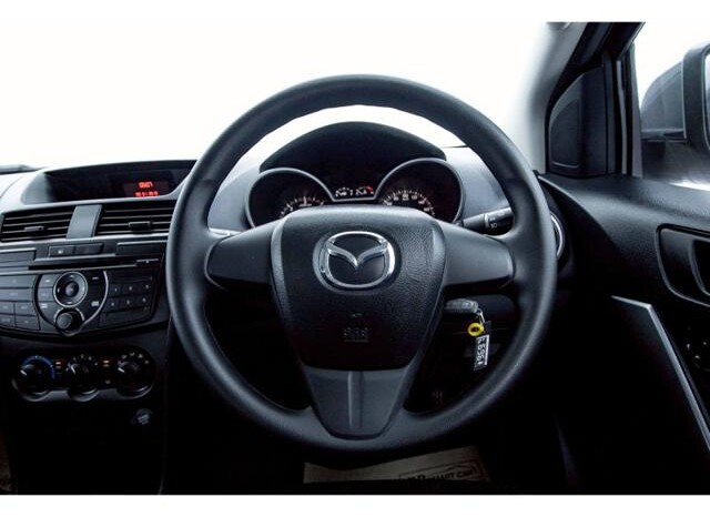 
								MAZDA BT-50 2020 28,000km full									