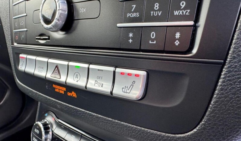 
								Mercedes-Benz B Class (30 577km) full									