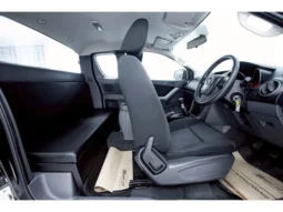 
										MAZDA BT-50 2020 28,000km full									
