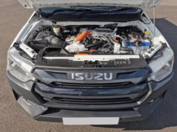 
										ISUZU D-MAX 2024 4,000km full									