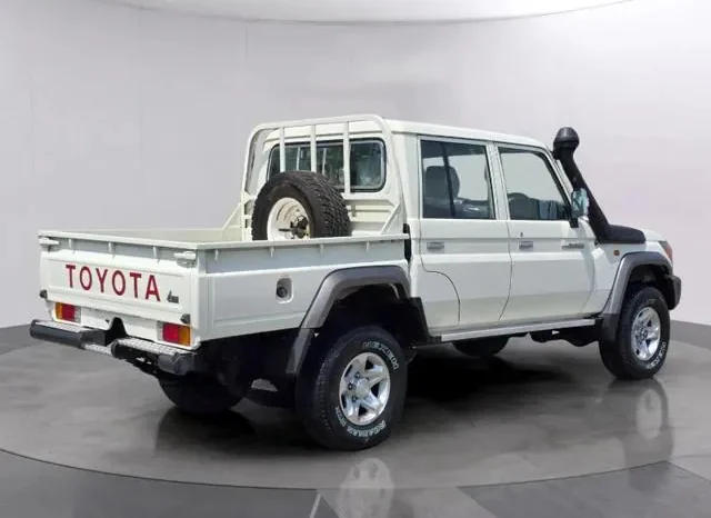 
								TOYOTA LAND CRUISER 2020 40,120km full									
