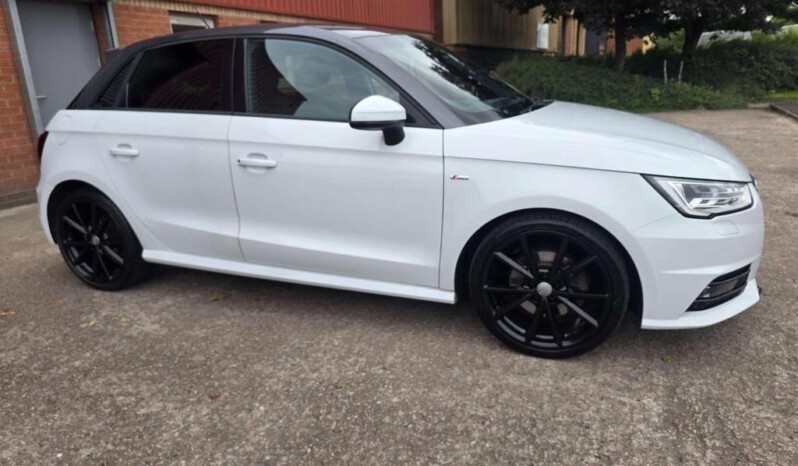 
								Audi A1 2018 (118326km) full									