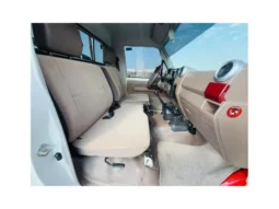 
										TOYOTA LAND CRUISER 2021 116,000km full									