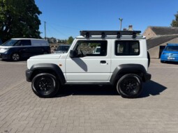 
										Suzuki Jimny 2023 5632km full									