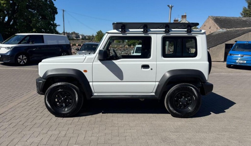 
								Suzuki Jimny 2023 5632km full									