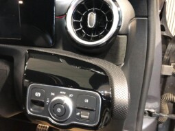 
										Mercedes-Benz A Class (94 180km) full									