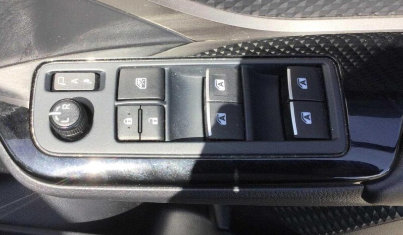 
								Toyota C-HR 2019 90123km full									