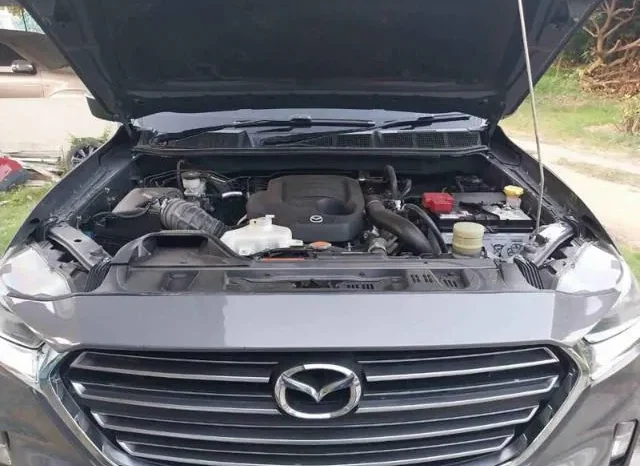 
								MAZDA BT-50 2021  50,000km full									