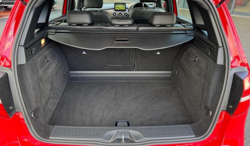 
								Mercedes-Benz B Class (30 577km) full									