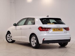 
										Audi A1 2021 (27617km) full									