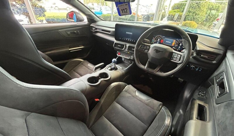 
								Ford Mustang 9km full									